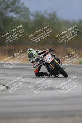 media/Sep-21-2025-Race Pace (Sun) [[98bf33ef95]]/Non Verified/4-Turn 3 (910am)/